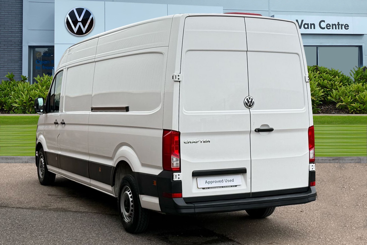 Used Volkswagen Crafter 2023 for sale - 77601540: Photo 2