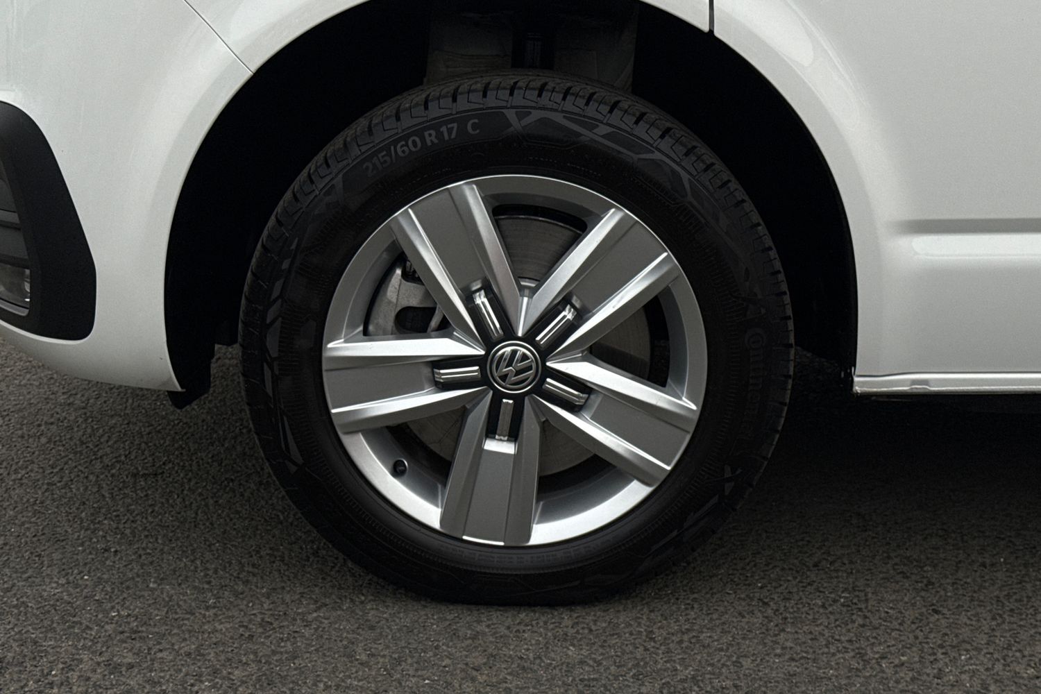 Used Volkswagen Transporter 2024 for sale - 77589575: Photo 11