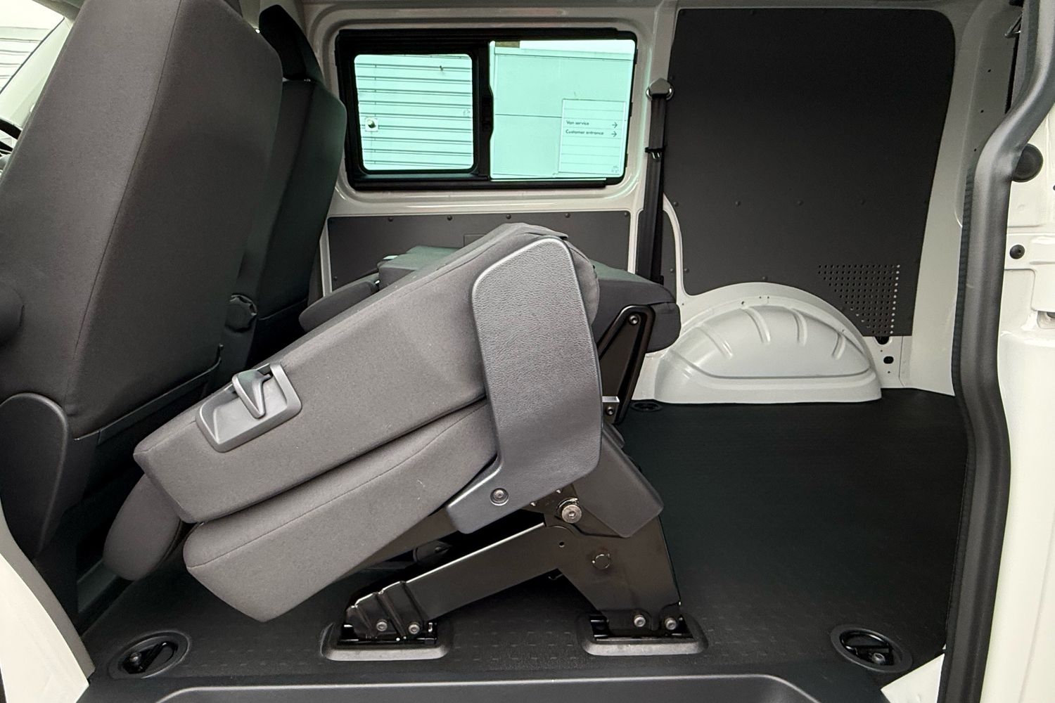 Used Volkswagen Transporter 2024 for sale - 77589575: Photo 47