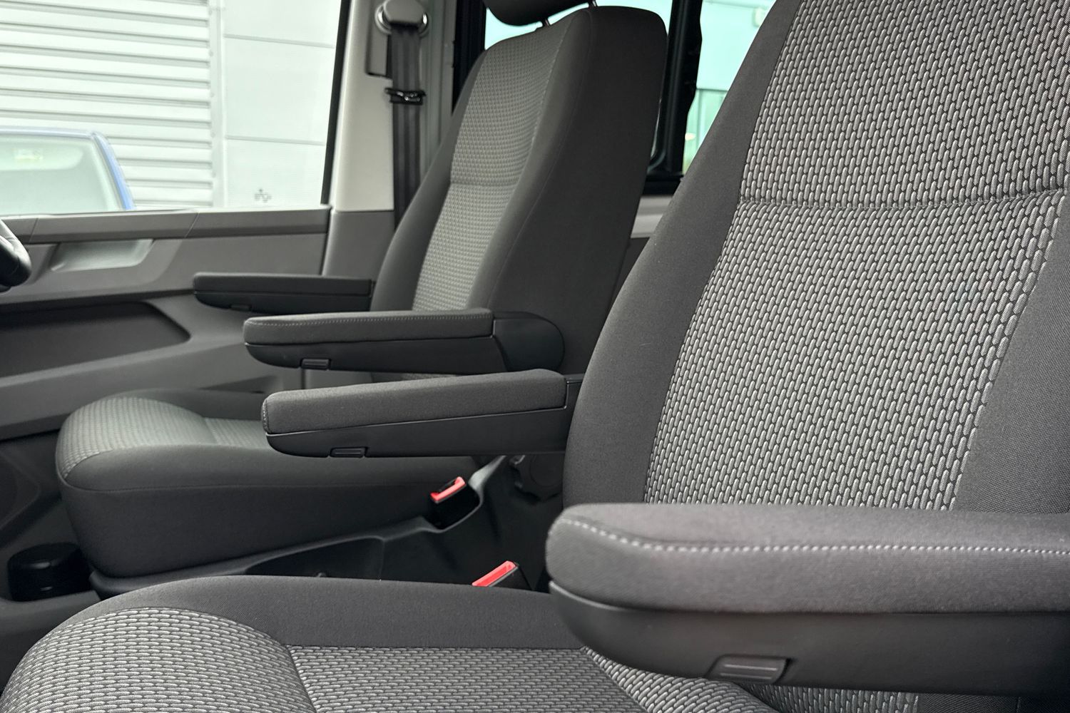 Used Volkswagen Transporter 2024 for sale - 77589575: Photo 52