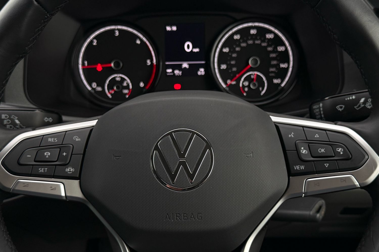 Used Volkswagen Transporter 2024 for sale - 77589575: Photo 60