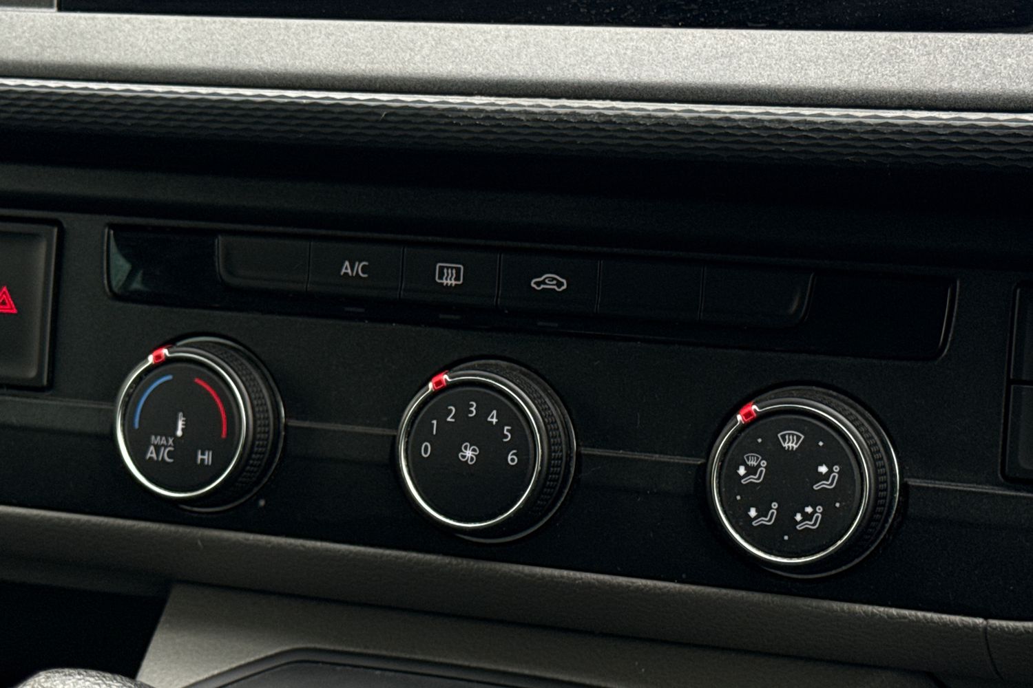 Used Volkswagen Transporter 2024 for sale - 77355437: Photo 22