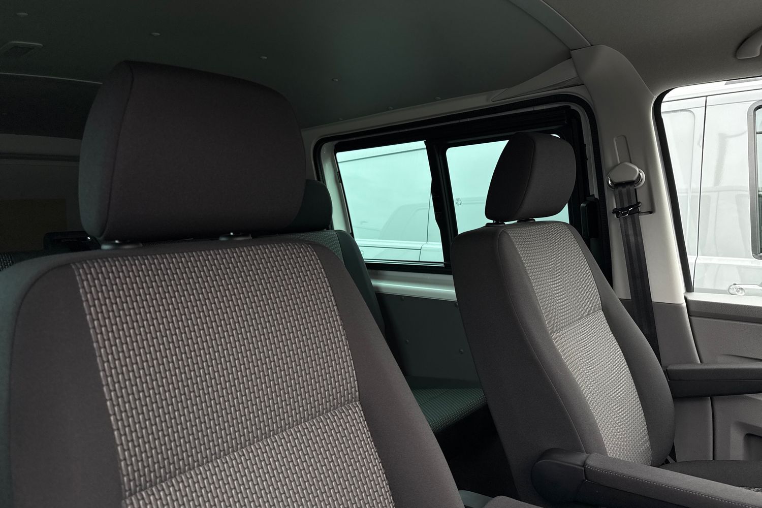 Used Volkswagen Transporter 2024 for sale - 77355437: Photo 24