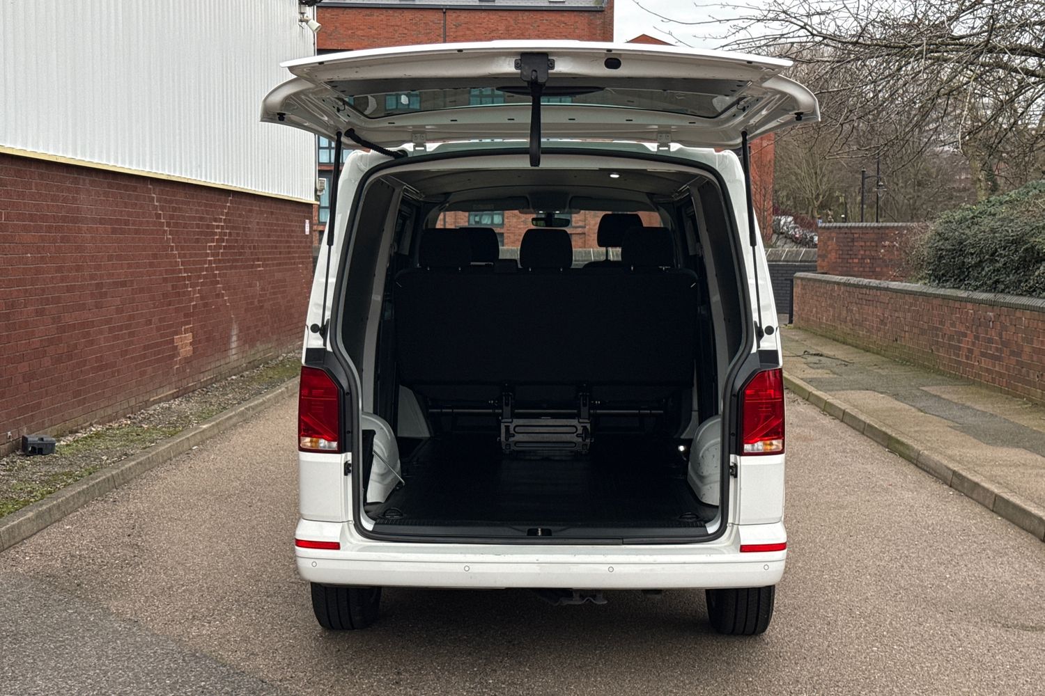 Used Volkswagen Transporter 2024 for sale - 77355437: Photo 37