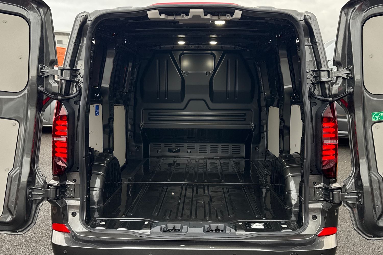 Used Volkswagen Transporter 2026 for sale - 78055920: Photo 6