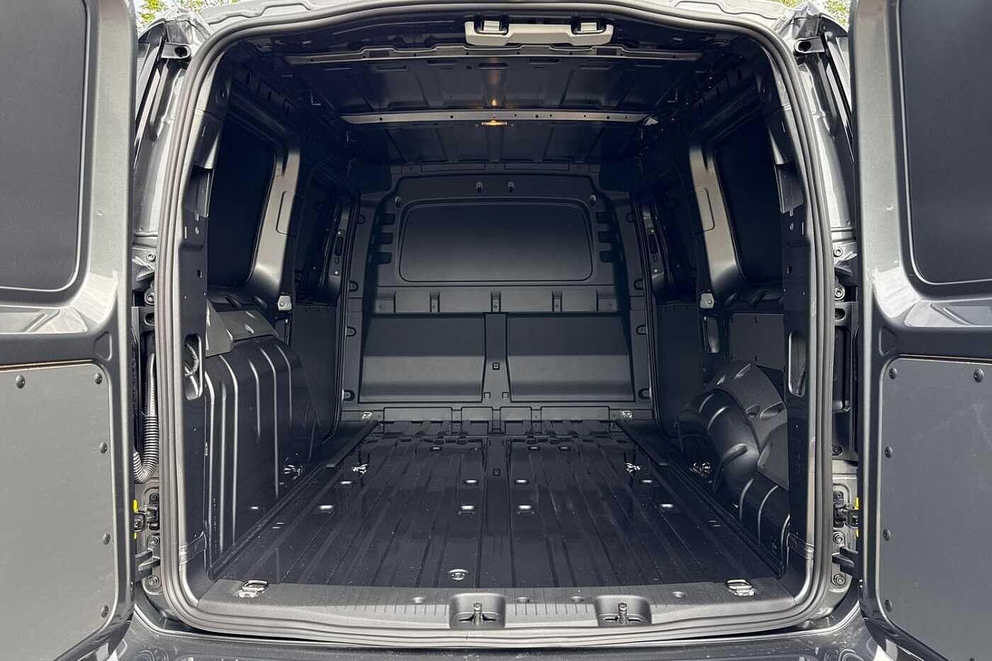 Used Volkswagen Caddy Maxi 2025 for sale - 77472860: Photo 10