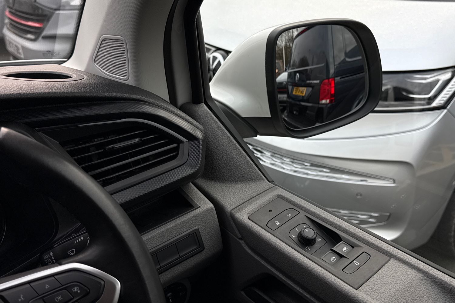 Used Volkswagen Transporter 2024 for sale - 77076706: Photo 21