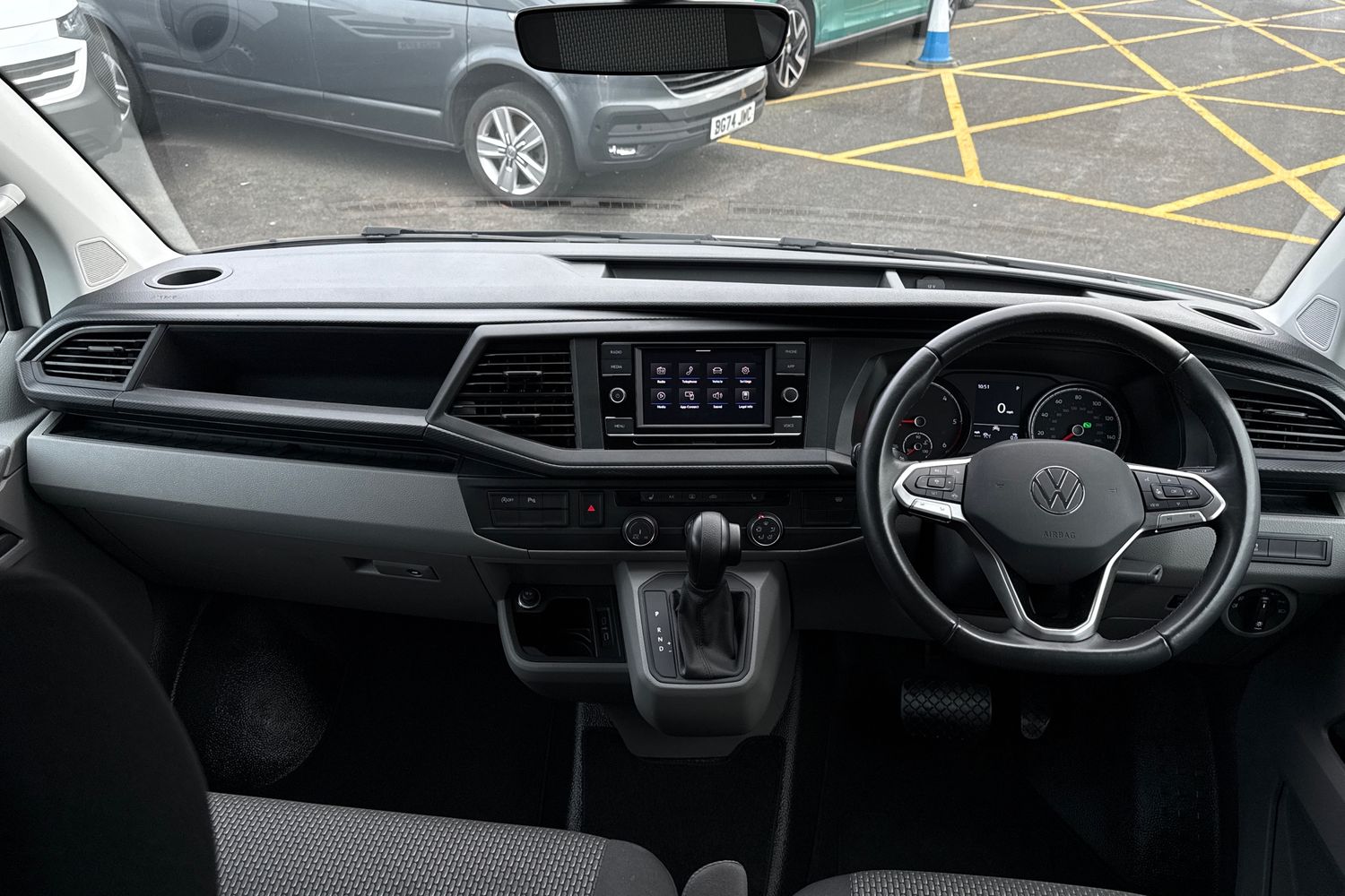 Used Volkswagen Transporter 2024 for sale - 77076706: Photo 52