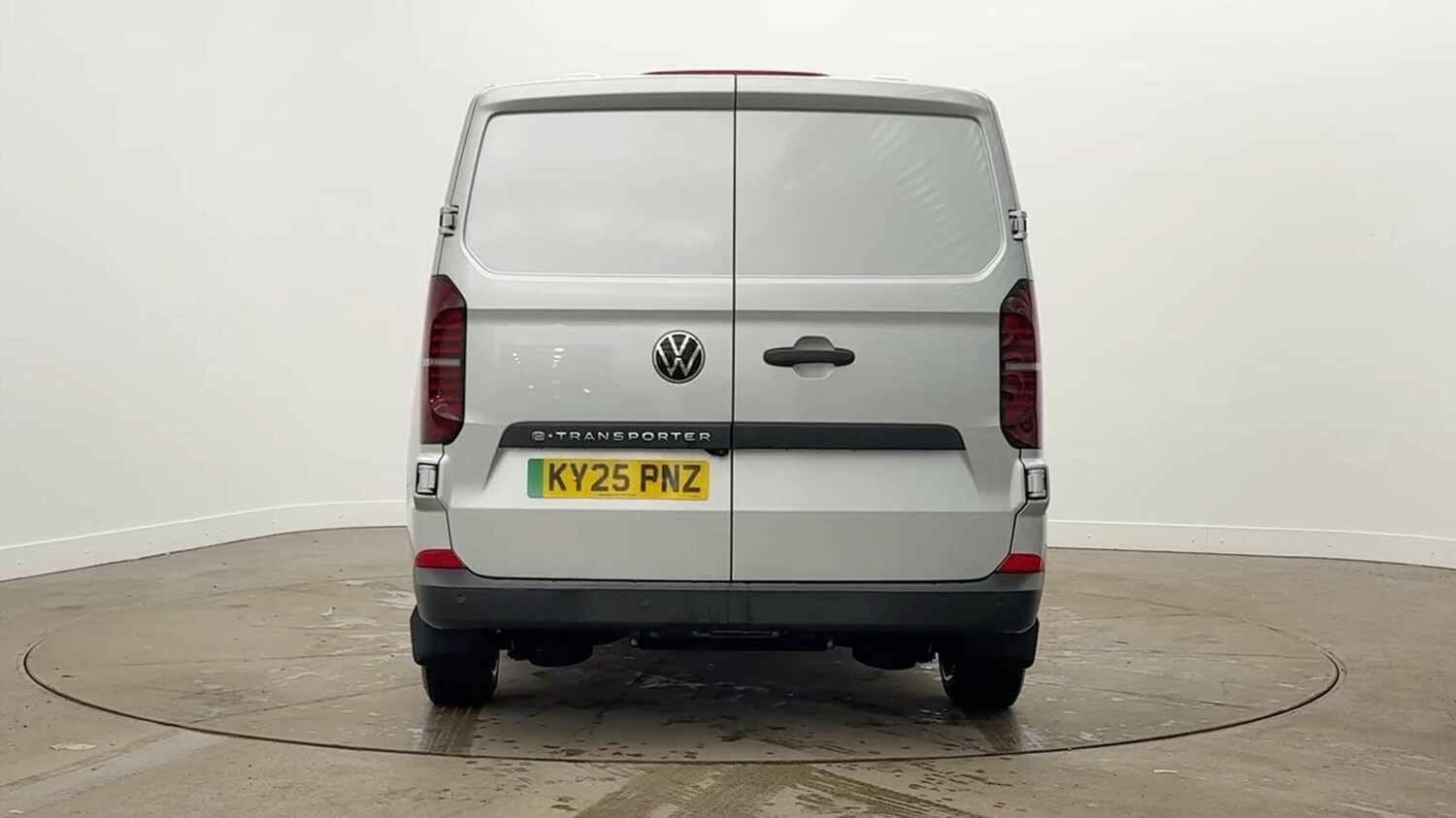 Used Volkswagen Transporter 2025 for sale - 77849405: Photo 8