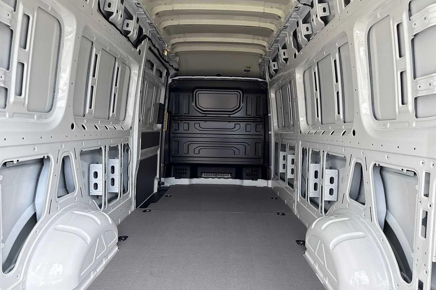 Used Volkswagen Crafter 2026 for sale - 77631414: Photo 41