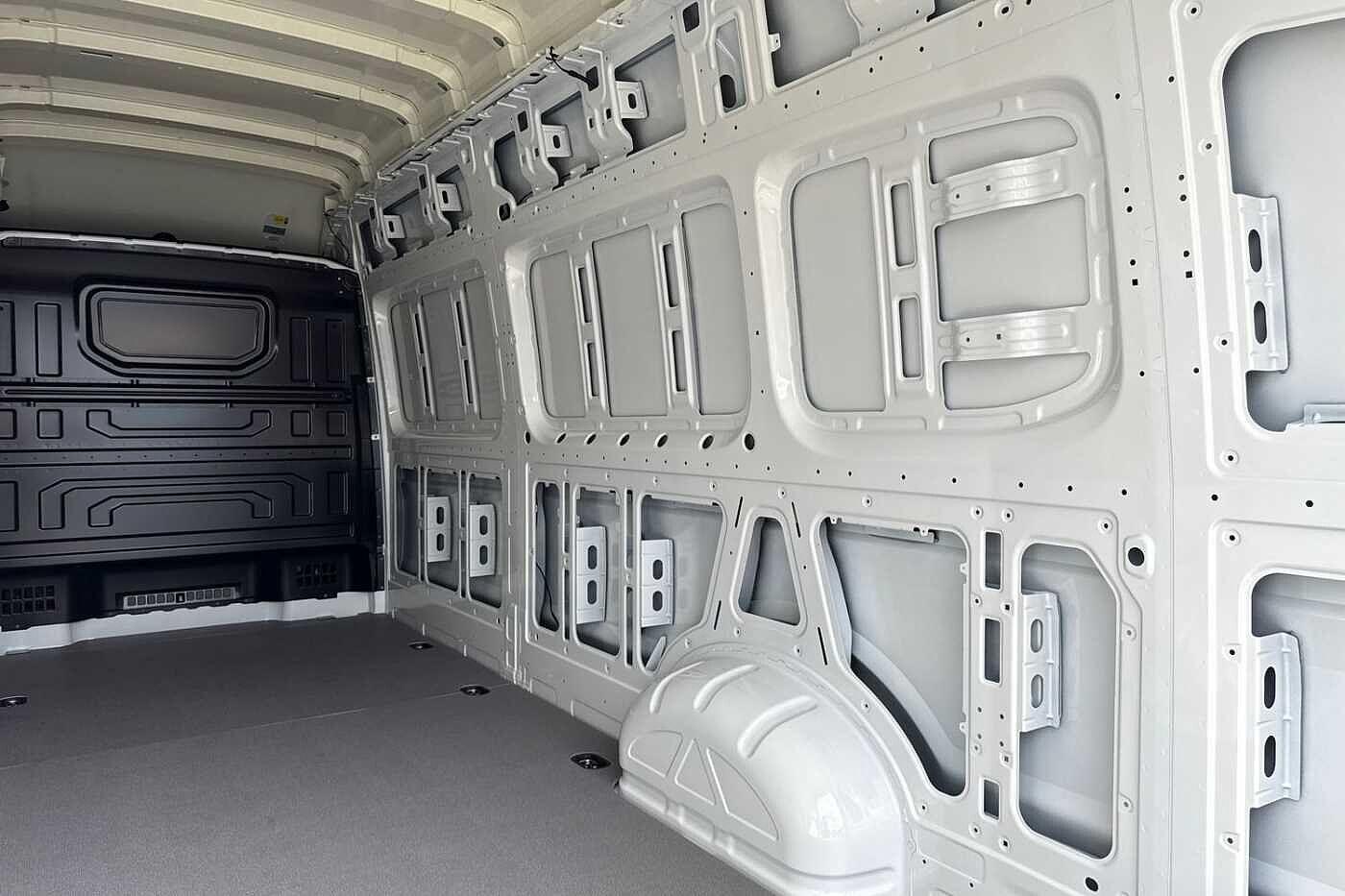 Used Volkswagen Crafter 2026 for sale - 77631414: Photo 42