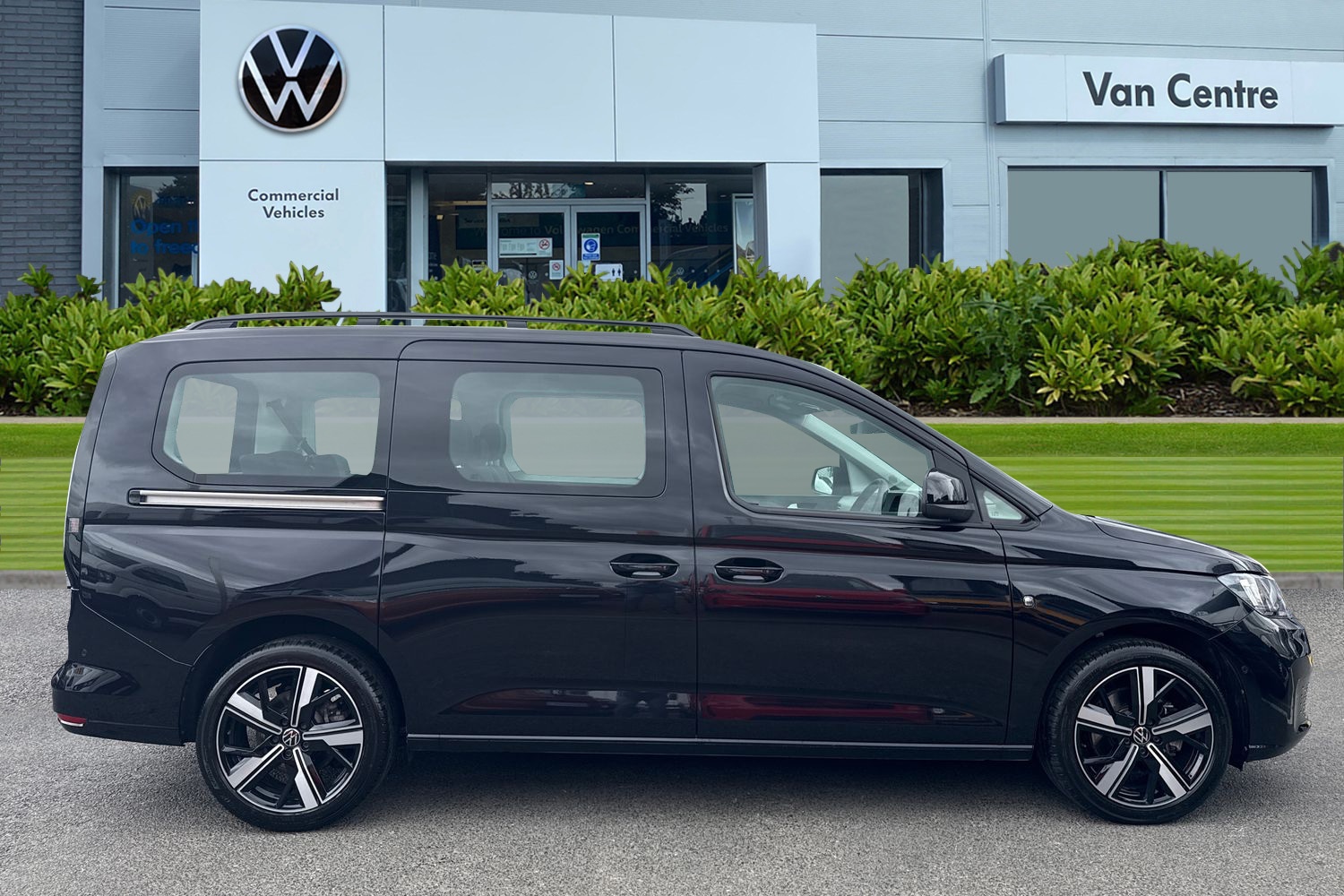 Used Volkswagen Caddy Maxi 2025 for sale - 78010739: Photo 3