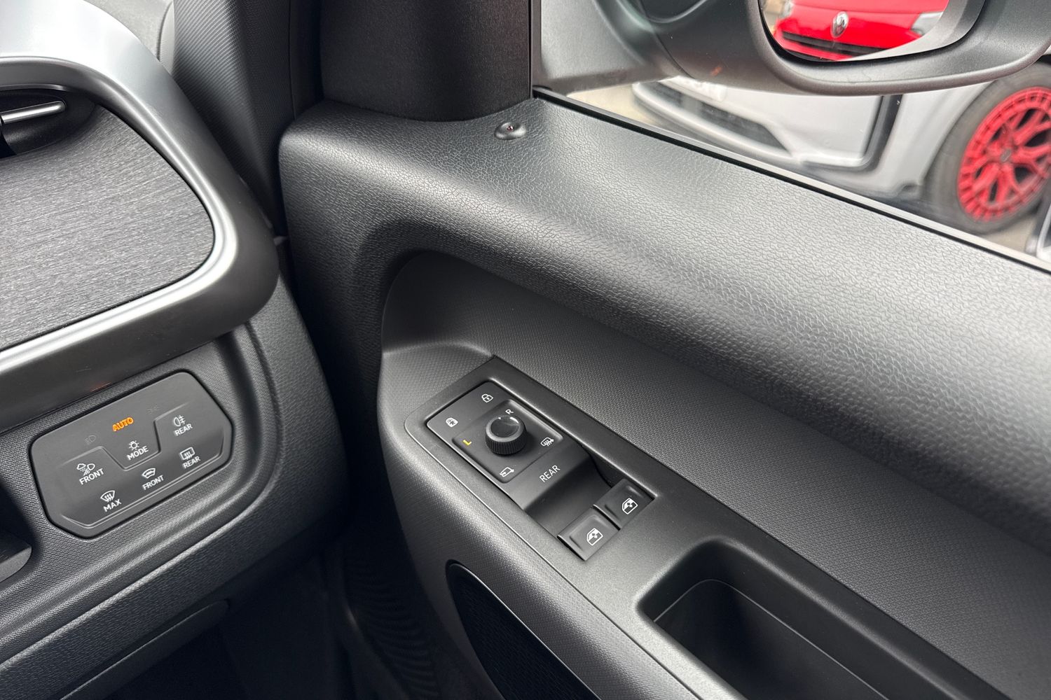 Used Volkswagen ID.Buzz 2025 for sale - 78097771: Photo 20