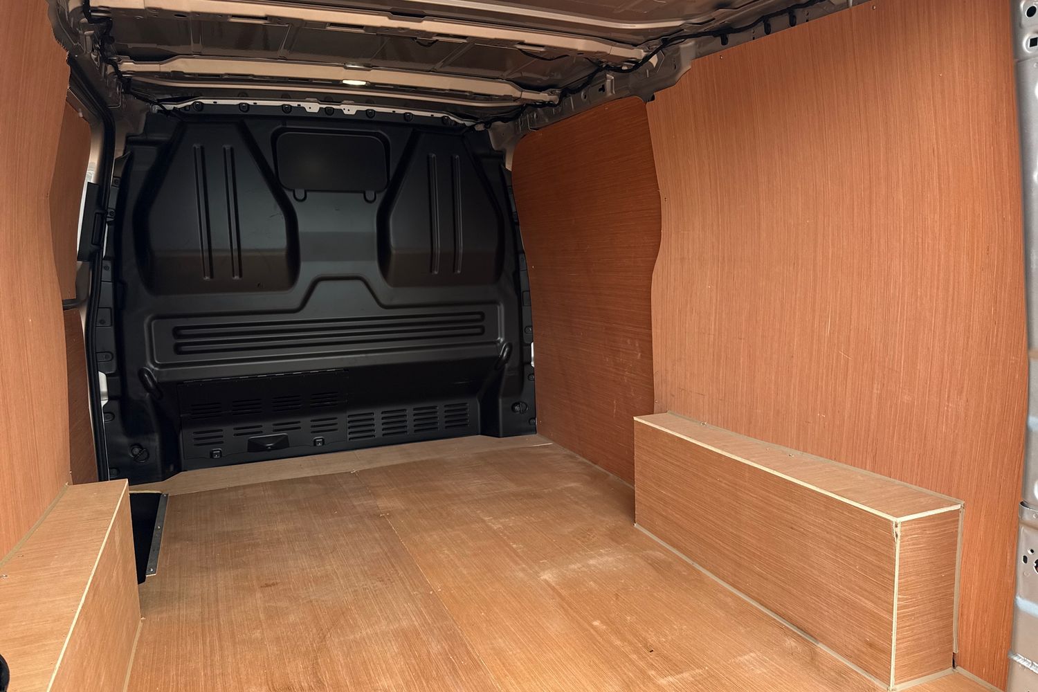 Used Volkswagen Transporter 2025 for sale - 76916348: Photo 44