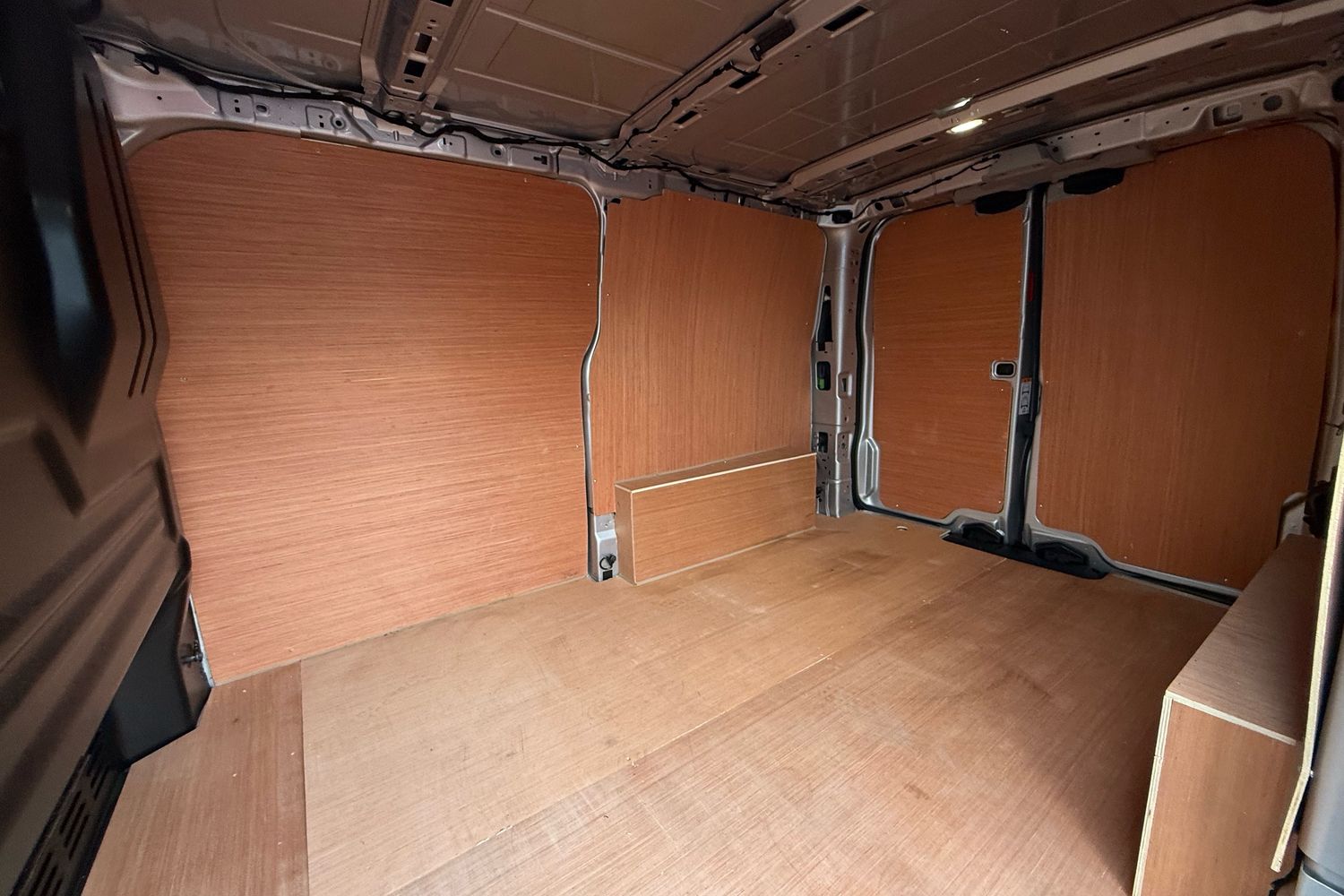 Used Volkswagen Transporter 2025 for sale - 76916348: Photo 46