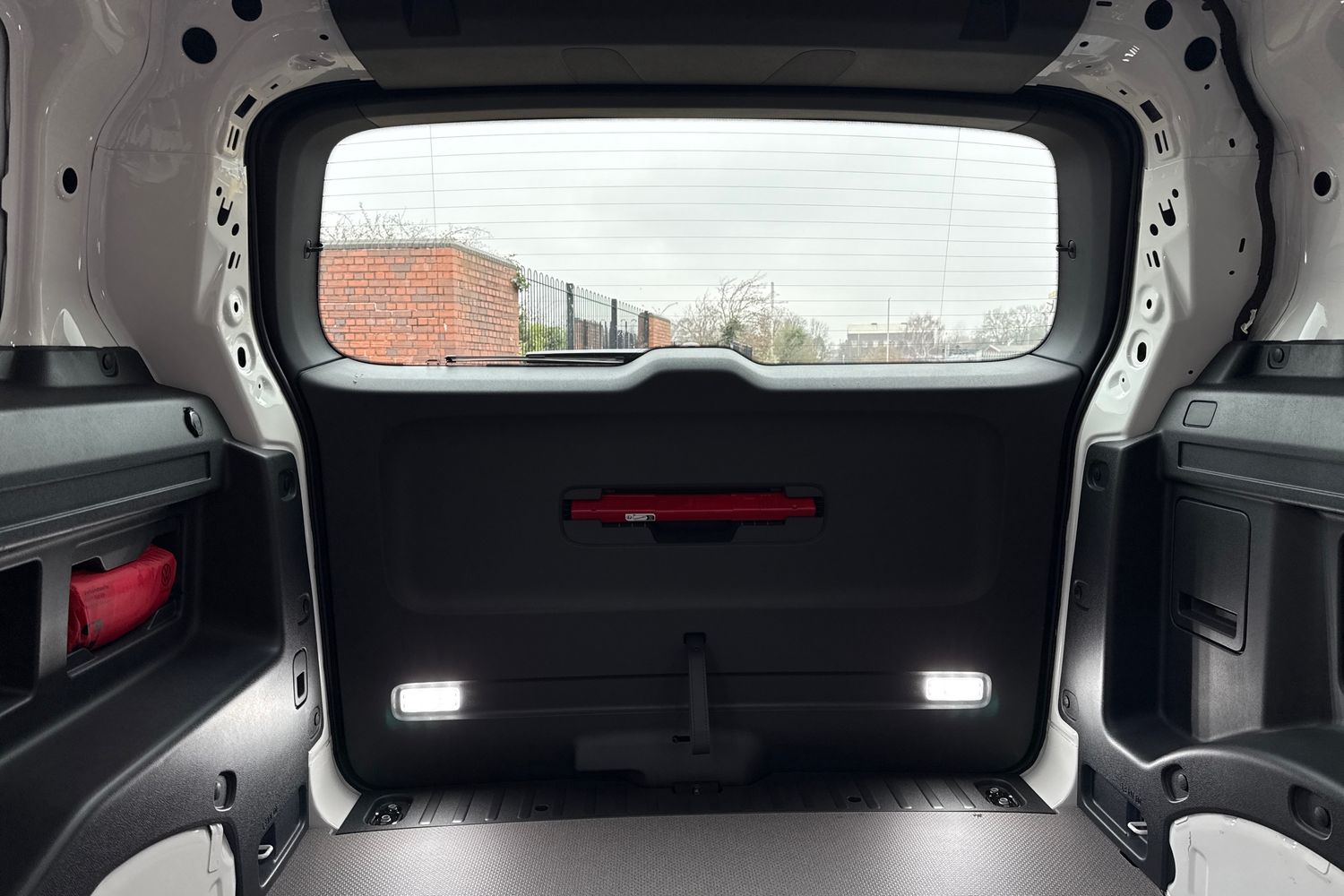 Used Volkswagen ID.Buzz 2026 for sale - 77872569: Photo 18