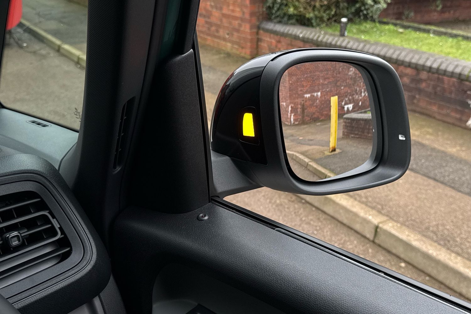 Used Volkswagen ID.Buzz 2026 for sale - 77872569: Photo 20