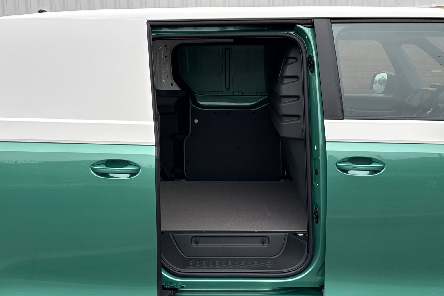 Used Volkswagen ID.Buzz 2026 for sale - 77872569: Photo 51