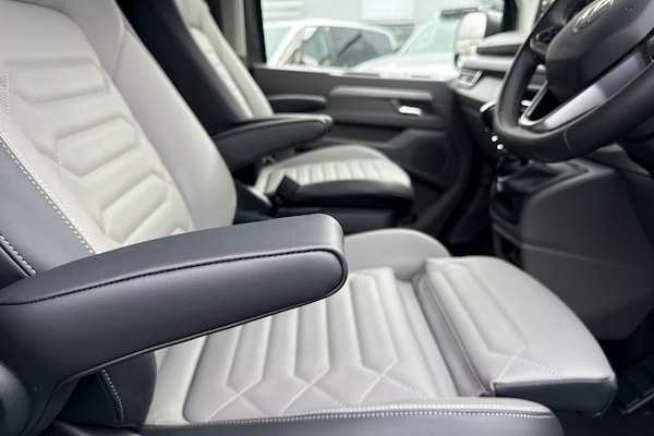 Used Volkswagen Transporter 2025 for sale - 76256995: Photo 39