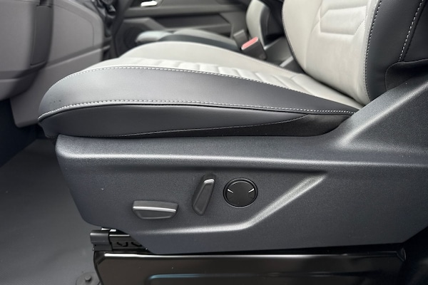 Used Volkswagen Transporter 2025 for sale - 76256995: Photo 40