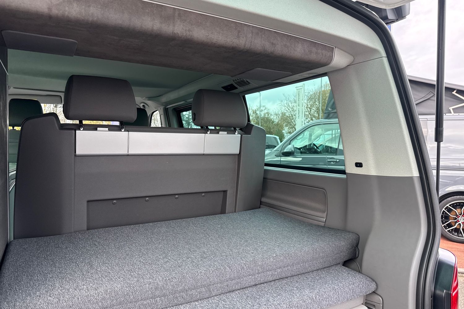 Used Volkswagen California 2024 for sale - 76624964: Photo 32