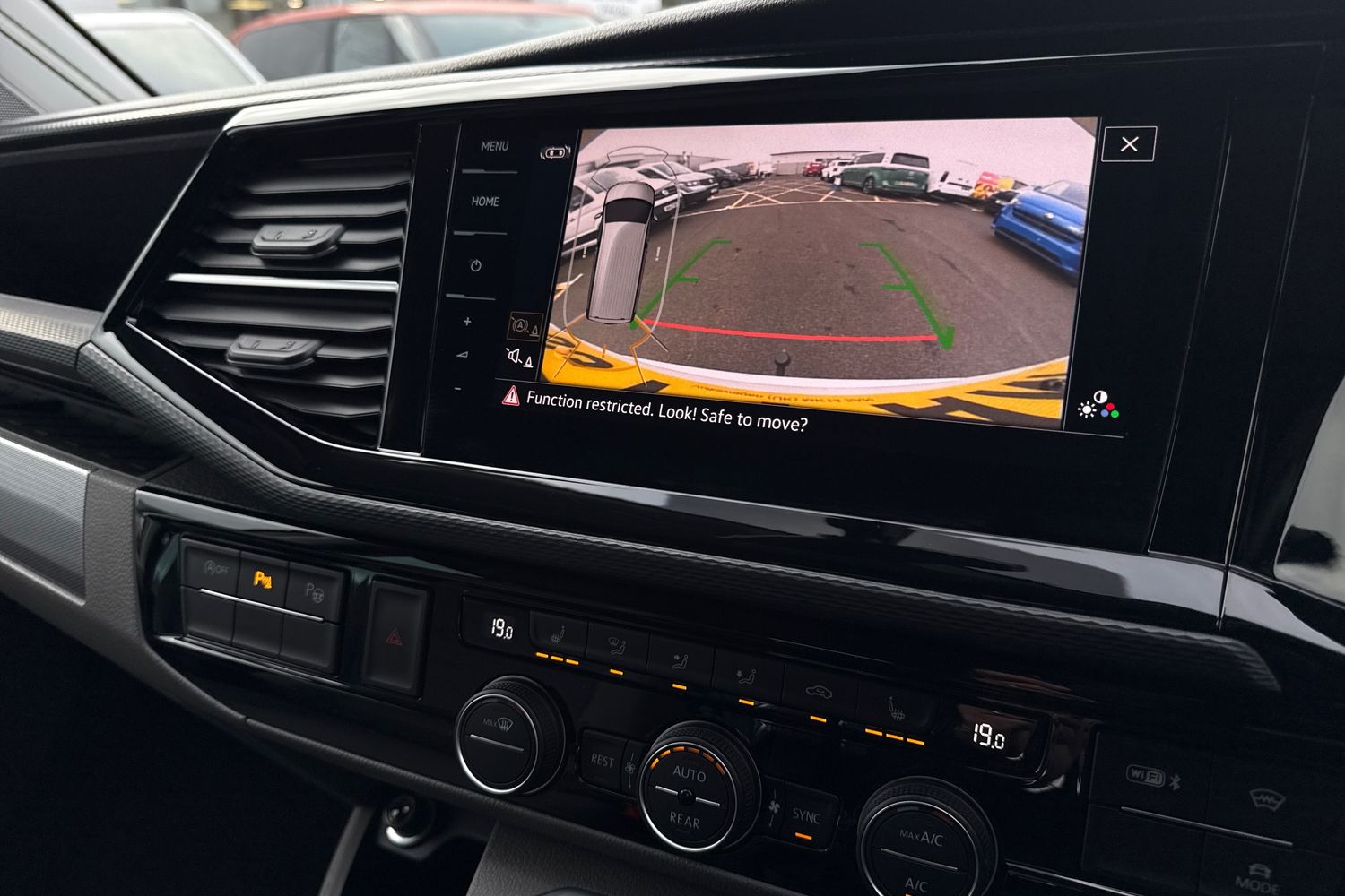 Used Volkswagen California 2024 for sale - 76624964: Photo 56