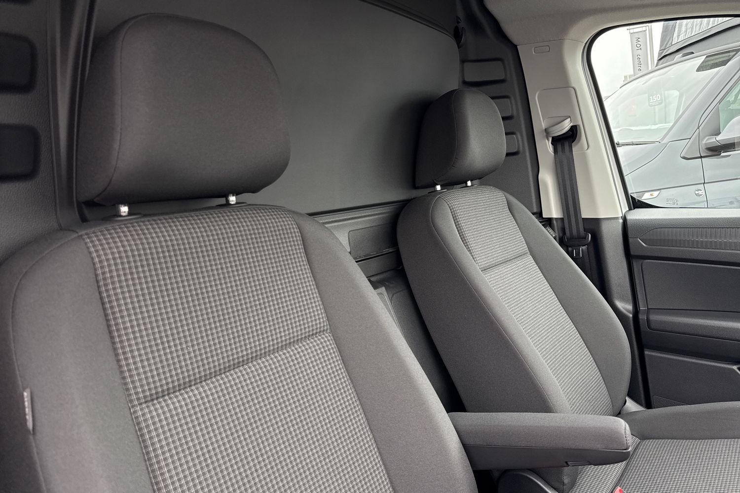 Used Volkswagen Caddy Maxi 2025 for sale - 76516027: Photo 24