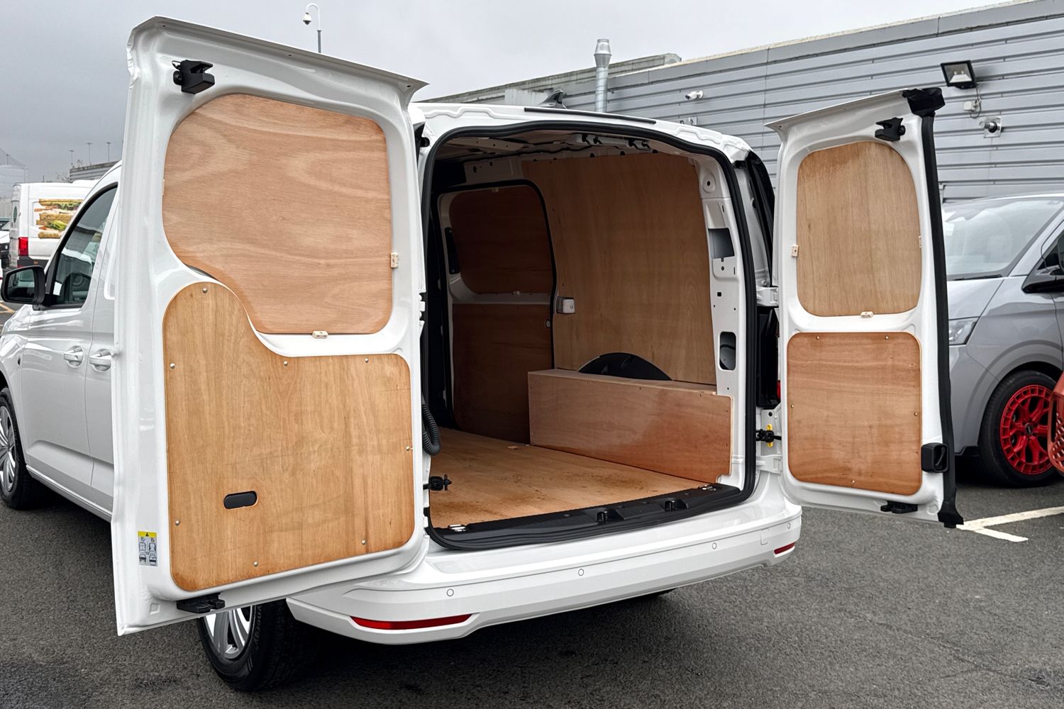 Used Volkswagen Caddy Maxi 2025 for sale - 76516027: Photo 38