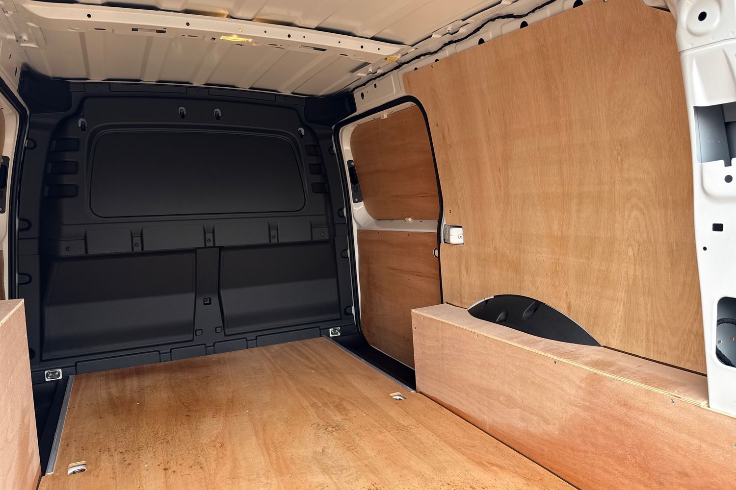 Used Volkswagen Caddy Maxi 2025 for sale - 76516027: Photo 41