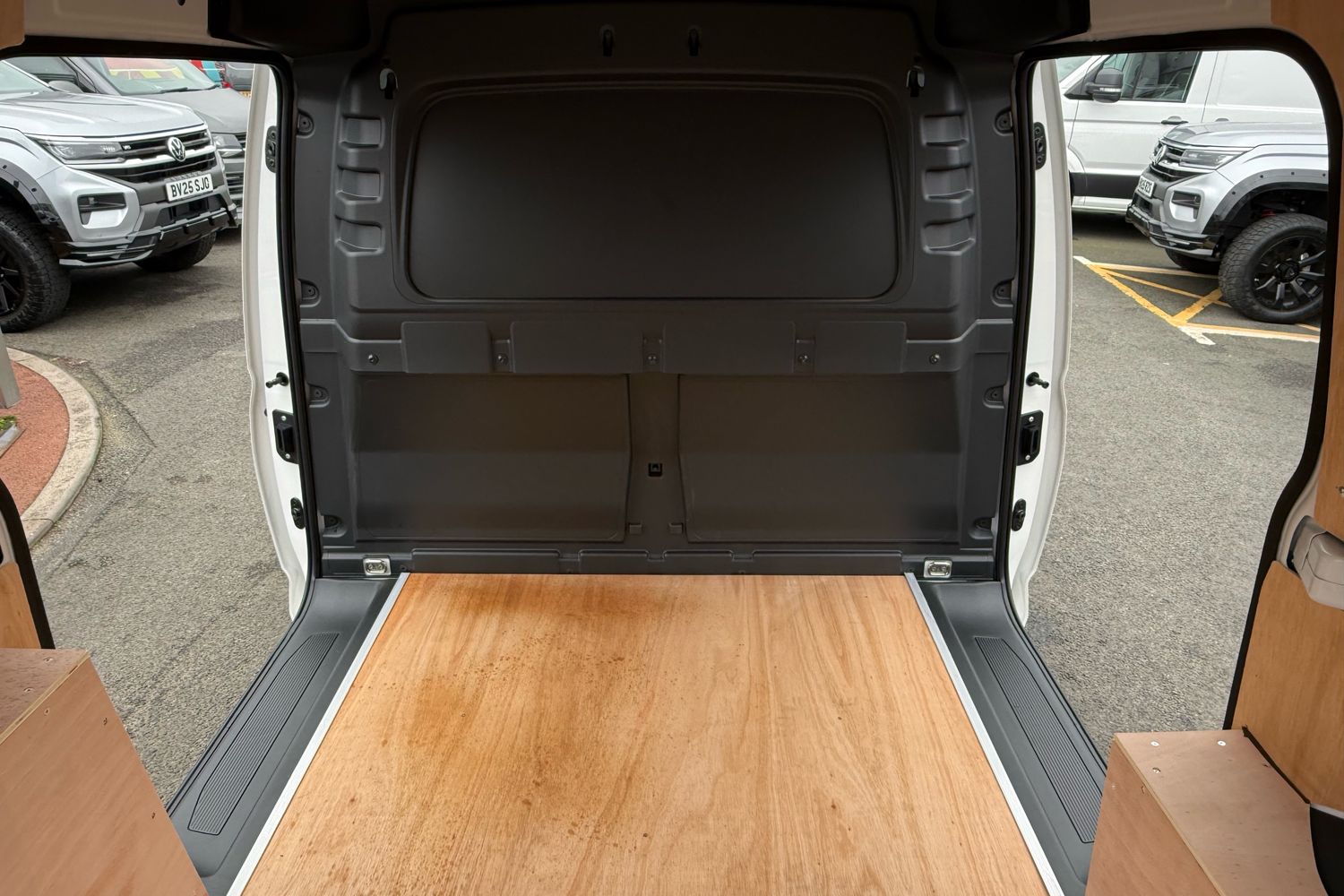 Used Volkswagen Caddy Maxi 2025 for sale - 76516027: Photo 47