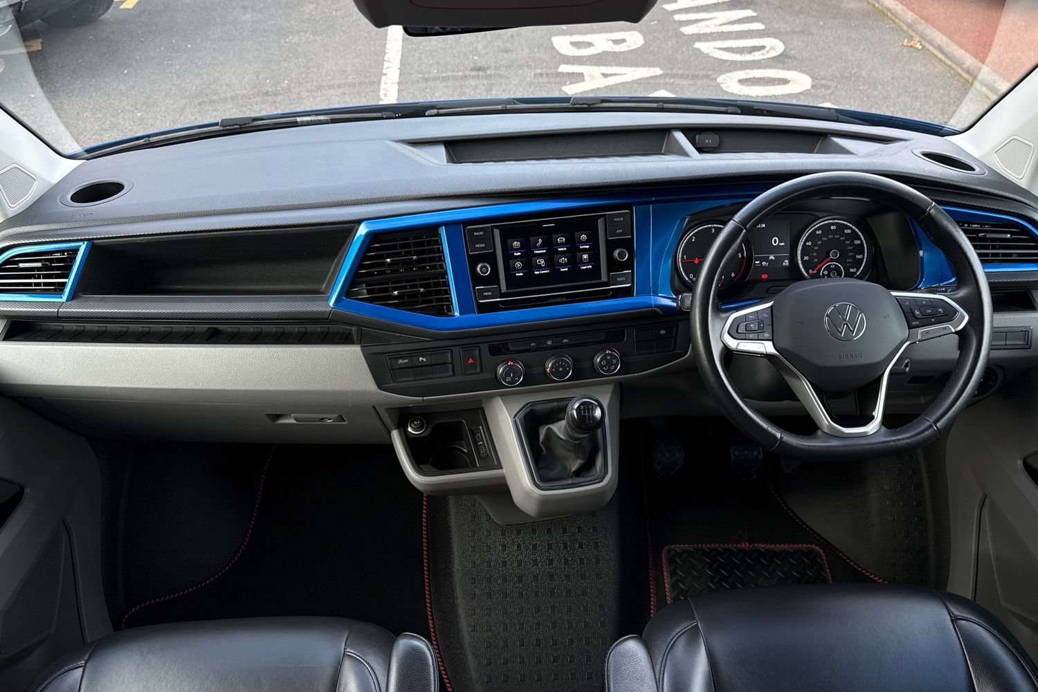 Used Volkswagen Transporter 2022 for sale - 76739488: Photo 51