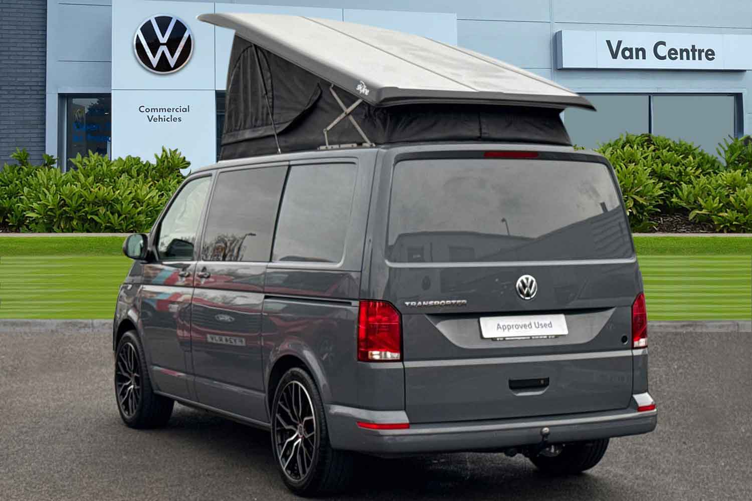 Used Volkswagen Transporter 2023 for sale - 76421414: Photo 2