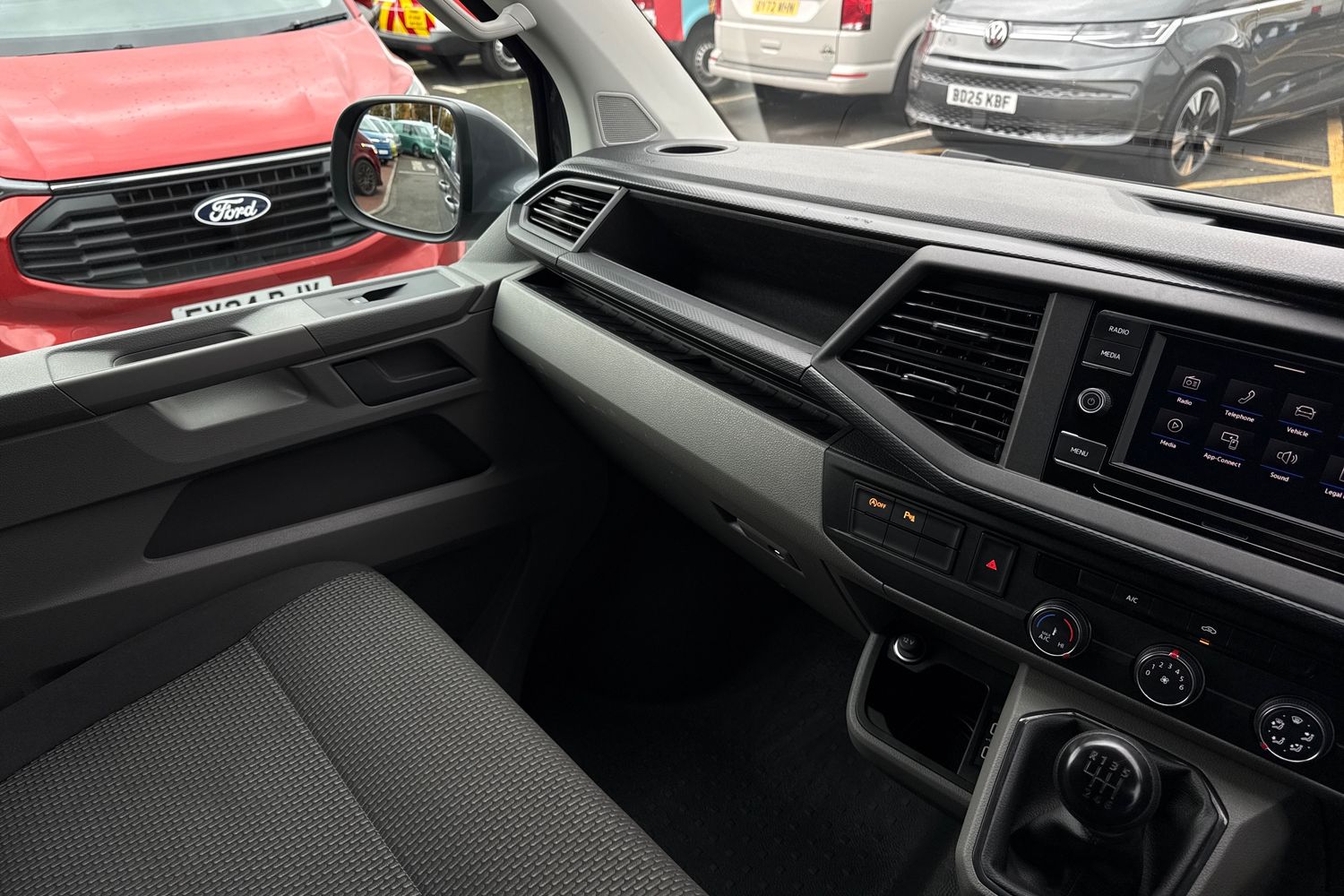 Used Volkswagen Transporter 2023 for sale - 76421414: Photo 20