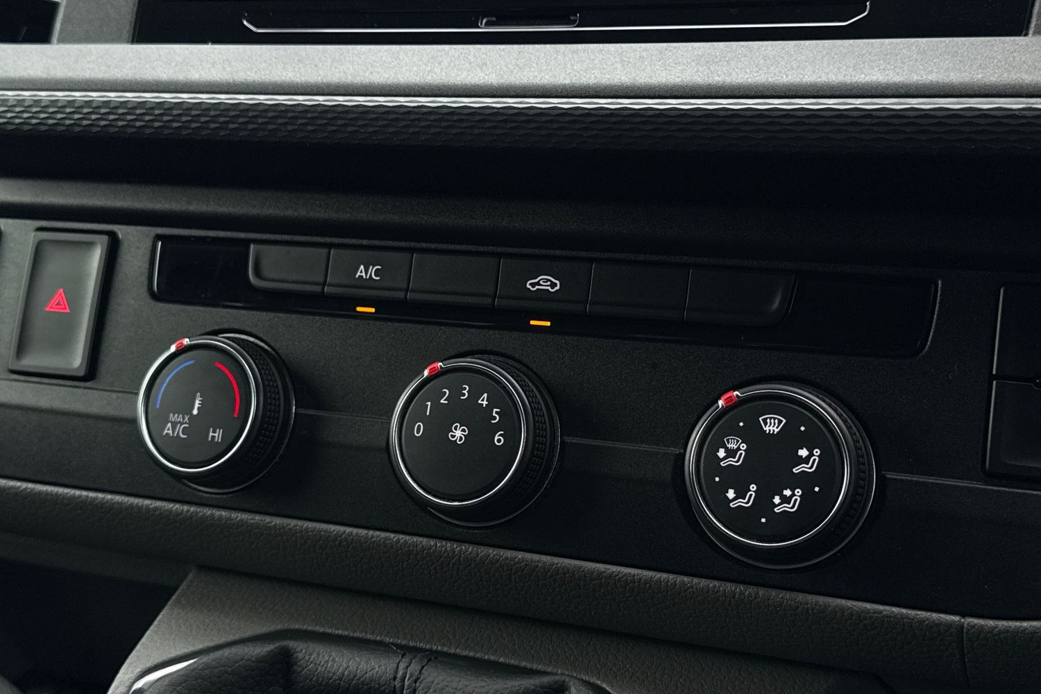 Used Volkswagen Transporter 2023 for sale - 76421414: Photo 22