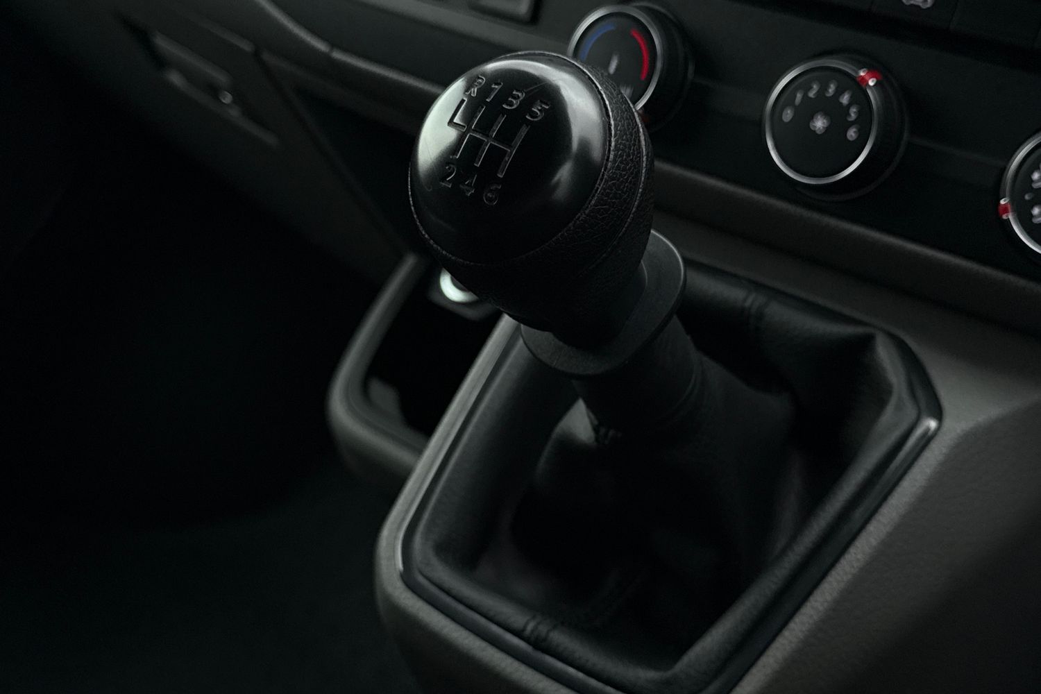 Used Volkswagen Transporter 2023 for sale - 76421414: Photo 23