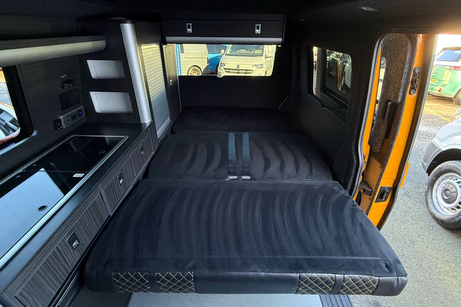 Used Volkswagen Transporter 2023 for sale - 76739495: Photo 51