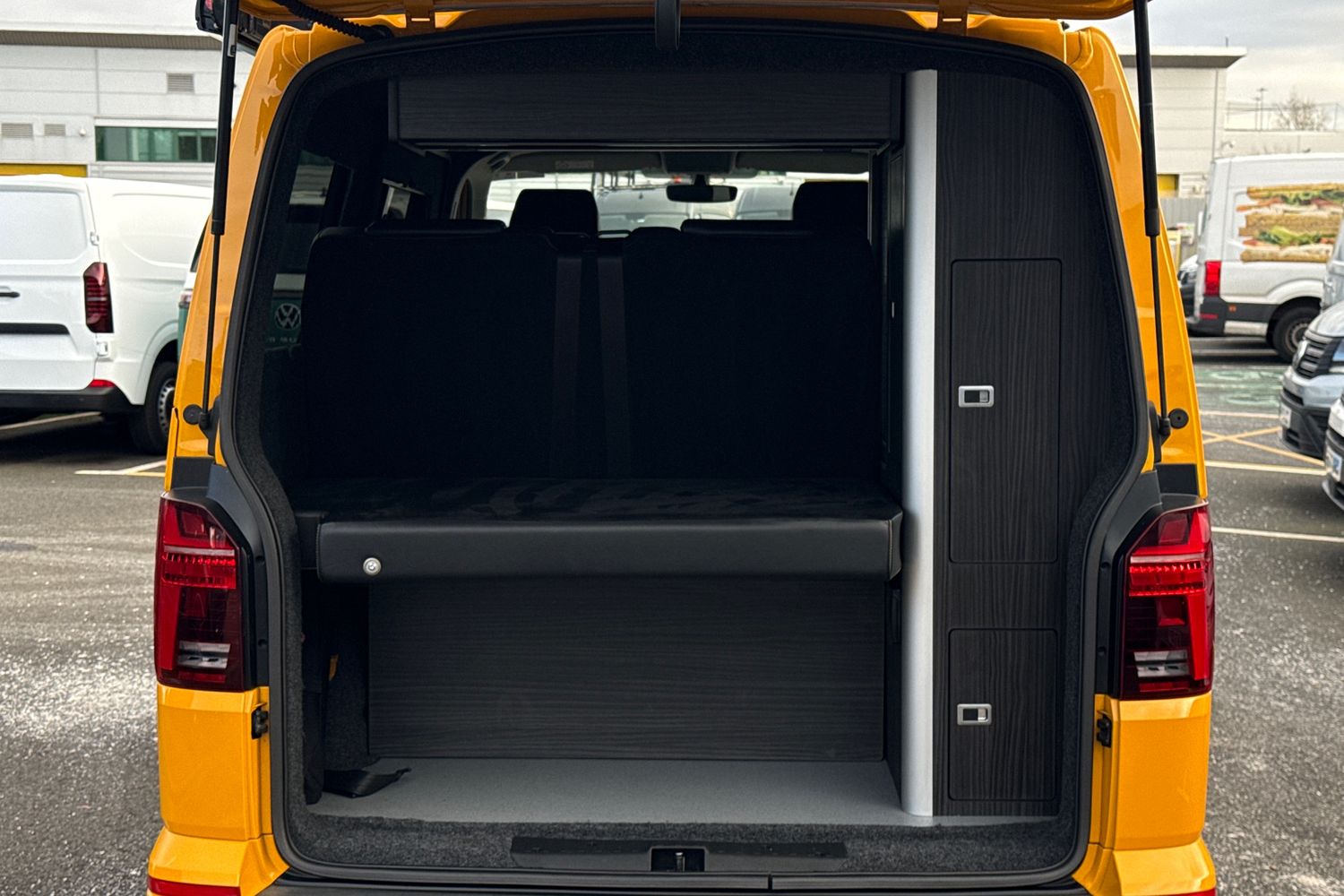 Used Volkswagen Transporter 2023 for sale - 76739495: Photo 6