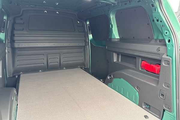 Used Volkswagen ID. Buzz Cargo 2024 for sale - 76298734: Photo 27