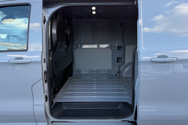 Used Volkswagen Transporter 2025 for sale - 76194155: Photo 47