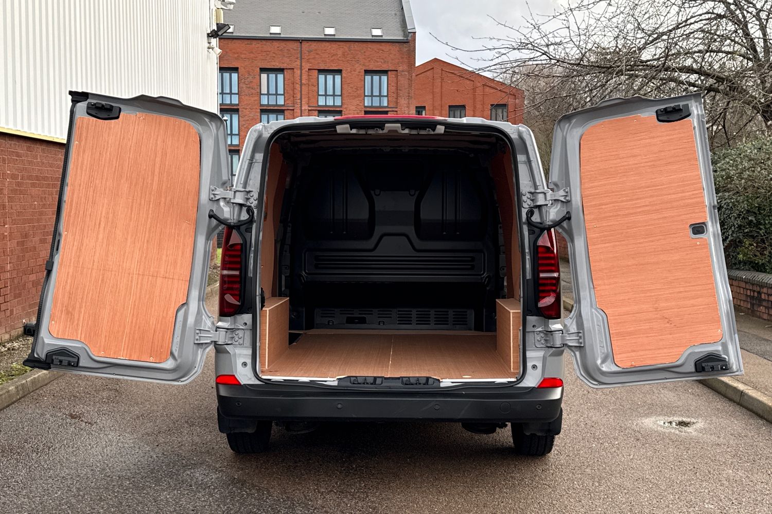 Used Volkswagen Transporter 2025 for sale - 77582732: Photo 41