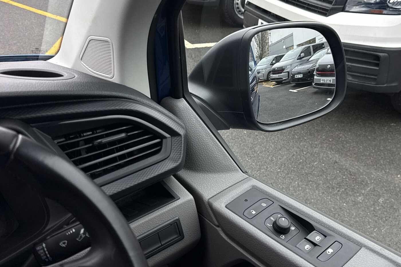 Used Volkswagen Transporter 2024 for sale - 77368469: Photo 17