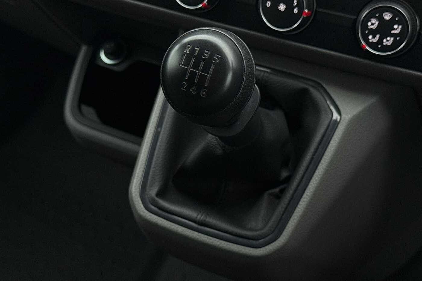 Used Volkswagen Transporter 2024 for sale - 77368469: Photo 19