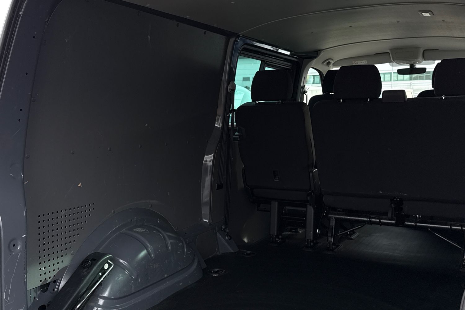 Used Volkswagen Transporter 2024 for sale - 77589576: Photo 40