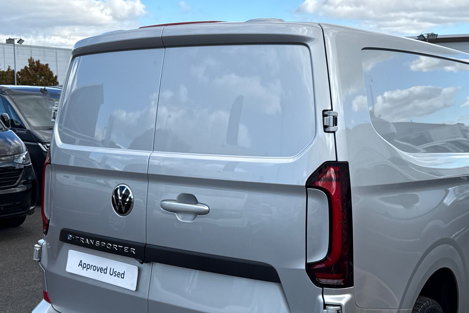 Used Volkswagen Transporter 2025 for sale - 77700633: Photo 31