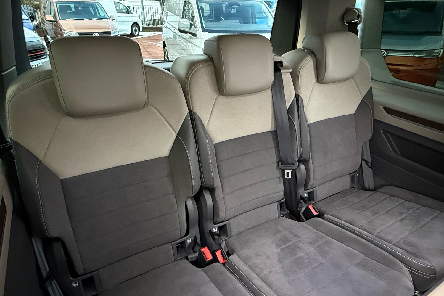 Used Volkswagen Multivan 2025 for sale - 77123703: Photo 43