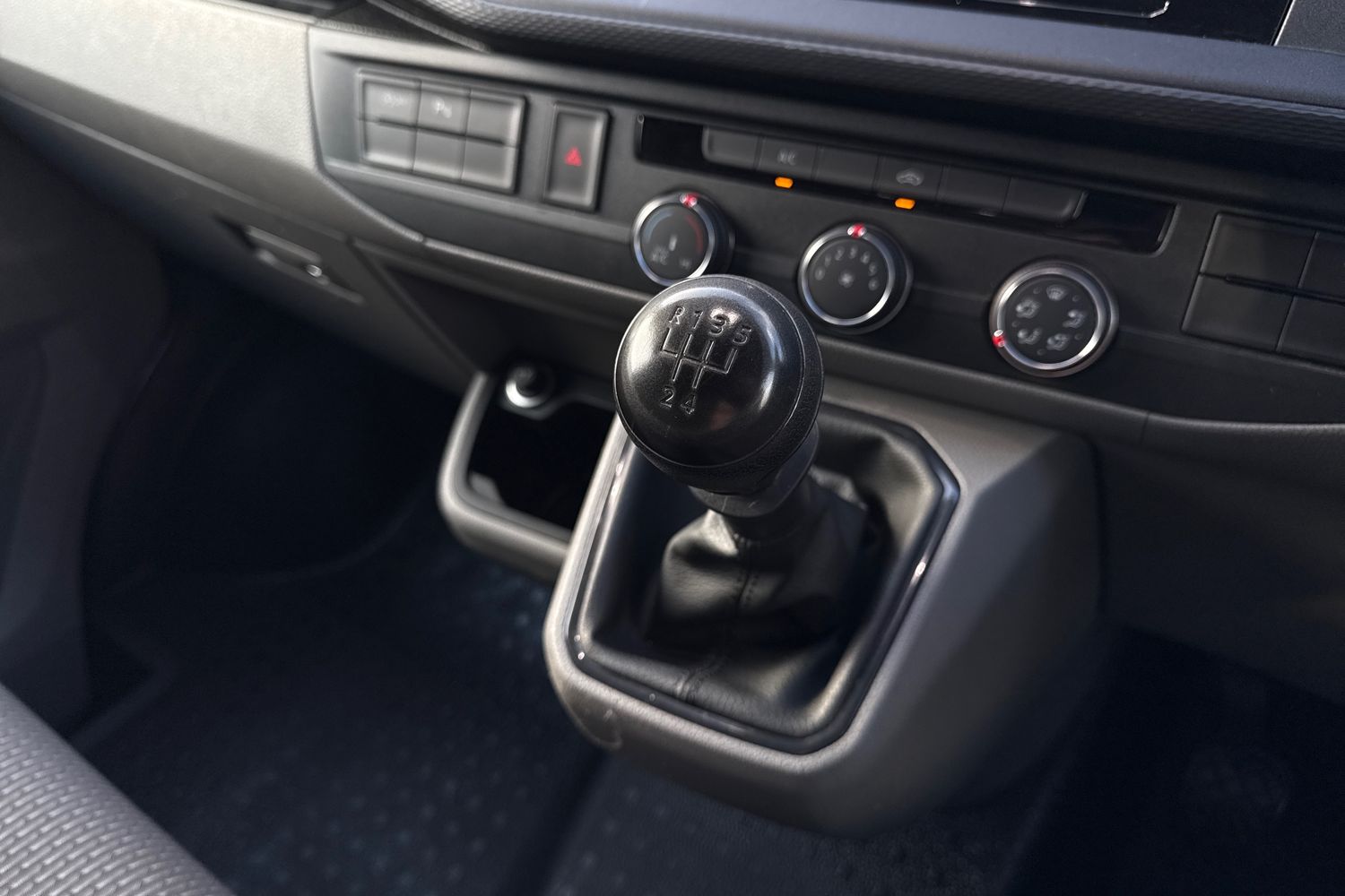 Used Volkswagen Transporter 2020 for sale - 76968070: Photo 23