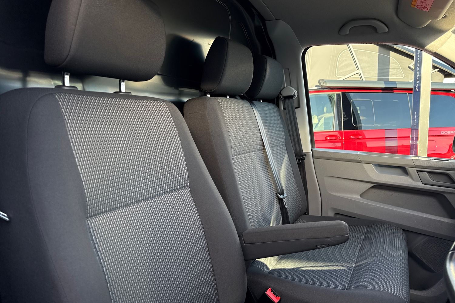 Used Volkswagen Transporter 2020 for sale - 76968070: Photo 24