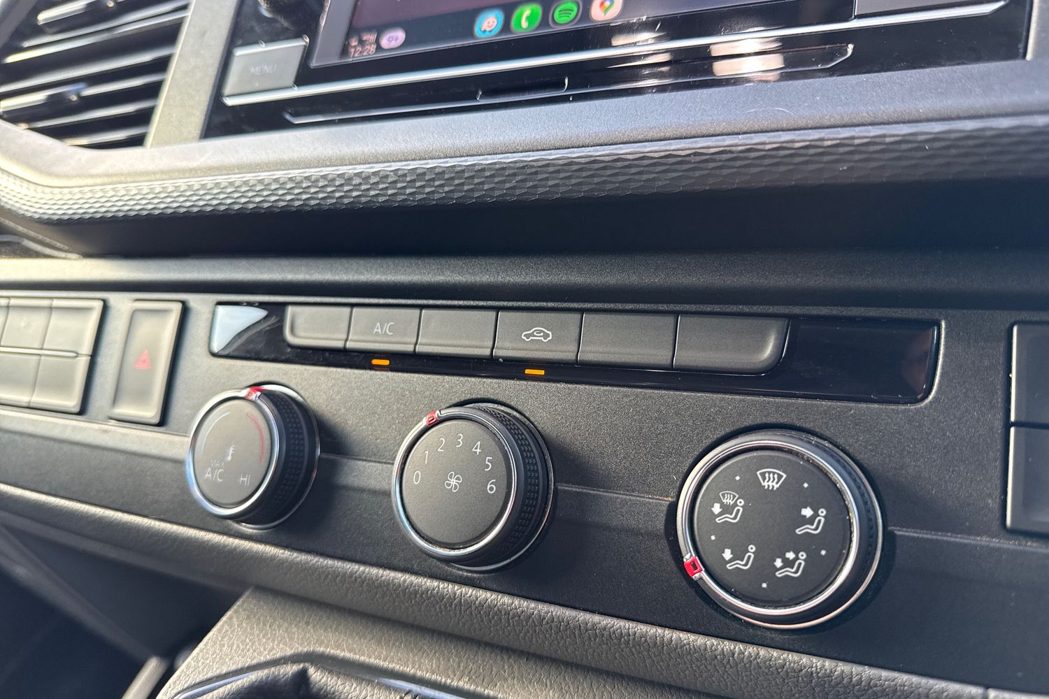 Used Volkswagen Transporter 2020 for sale - 76968070: Photo 52