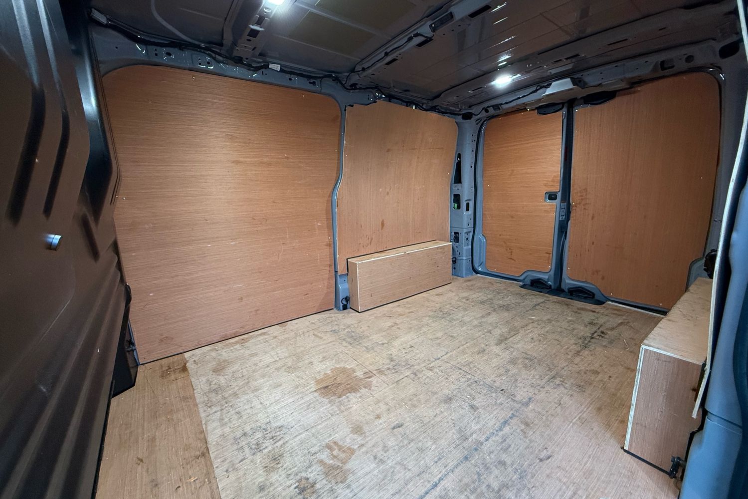 Used Volkswagen Transporter 2025 for sale - 76916406: Photo 46