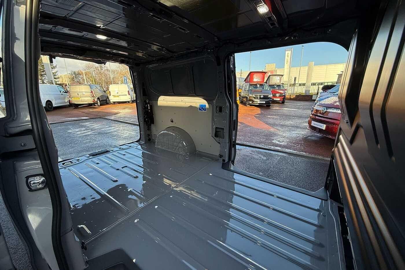 Used Volkswagen Transporter 2025 for sale - 77211579: Photo 49